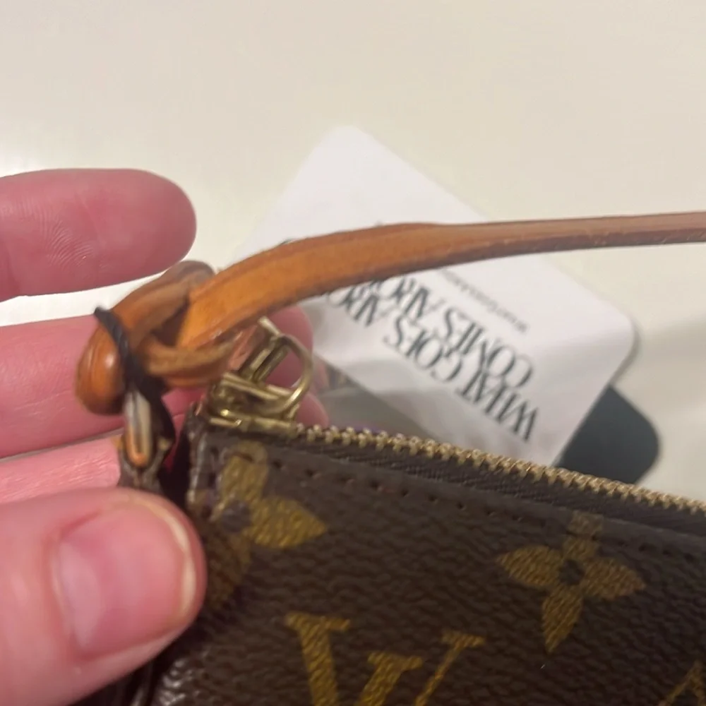 COPY - Authentic Vintage Louis Vuitton! - Picture 7 of 12